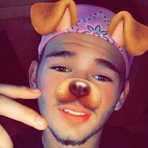 Meet your Posher, Dylan